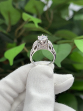 Round Shape Engagement Ring 3.22 Carats | 14K Gold | 5.96g